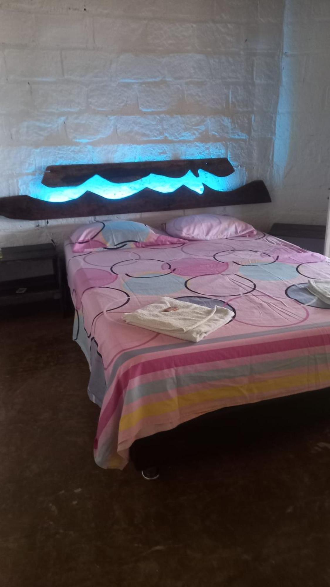 טגאנגה Hostal Casa Horizonte חדר תמונה